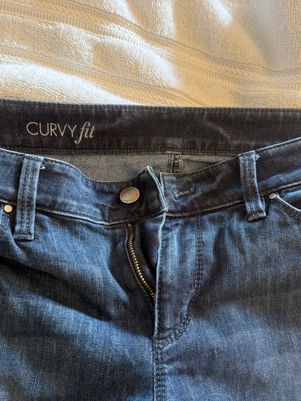 Ann Taylor 10P Skinny Jeans - nearly new